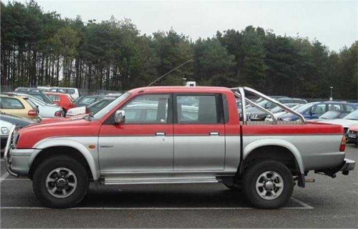 Λήψη Mitsubishi L200