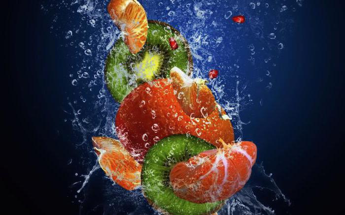 φρούτα στη φωτογραφία του νερού